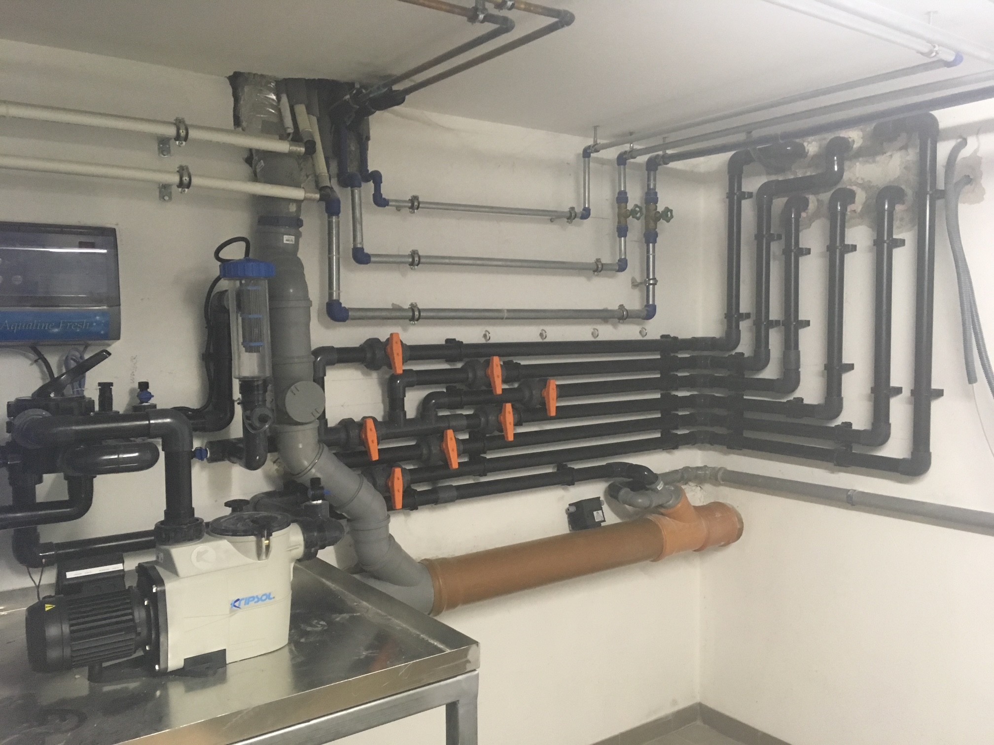 Pool-Technik und Filteranlage